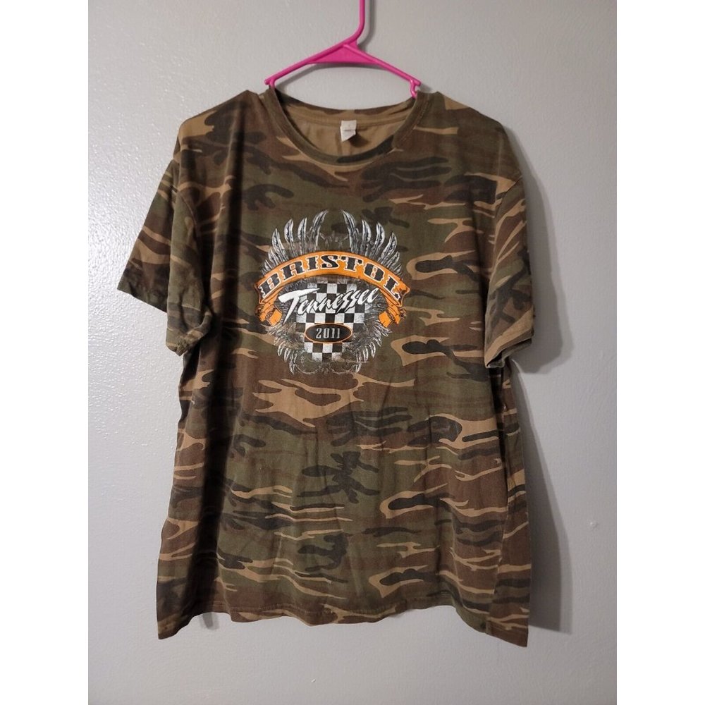 Anvil Bristol Tennessee 2011 Camo T Shirt Size L 100% pre shrunk Cotton